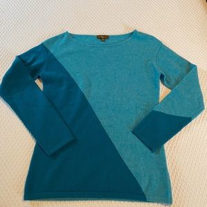 💯Cashmere sweater with a great design!